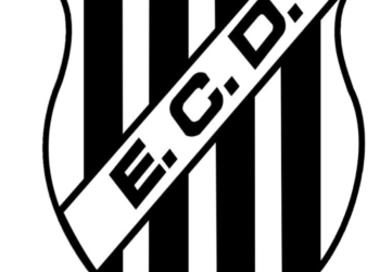 E foi mesmo o Democrata.