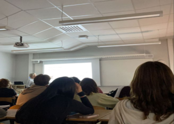 Falso nudes e ameaça em escola.