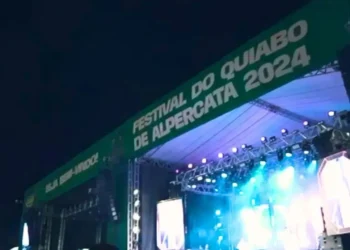 Jovens são presas com frascos de “loló” no Festival do Quiabo, em Alpercata
