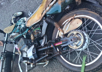 Jovem morre após colisão entre moto e caminhão em Virginópolis