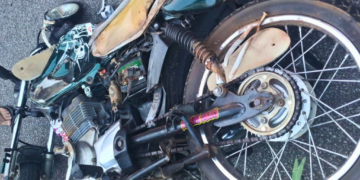 Jovem morre após colisão entre moto e caminhão em Virginópolis