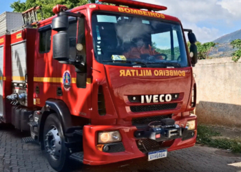 Incêndio atinge residência no bairro Vila Rica, em Governador Valadares