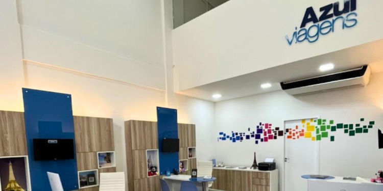 Azul Viagens encerra 2024 com inauguração de lojas em Chapecó, Teresina e Itabira