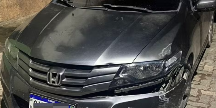 Perseguição em Valadares termina com prisão de dupla que atirou em policiais