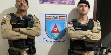 PM apreende armas e 73 munições escondidas em sapato na zona rural de São Pedro do Suaçuí