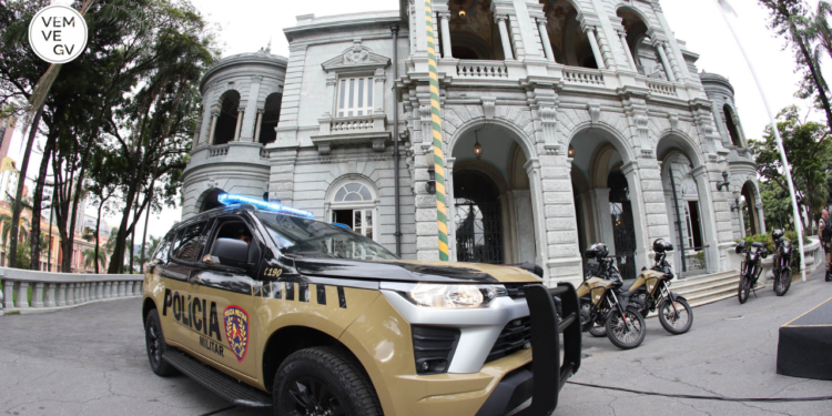 Governo de Minas entrega 223 novas viaturas para PM