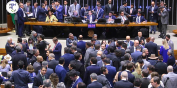 De 513 para 531 deputados? Câmara corre para criar novas vagas