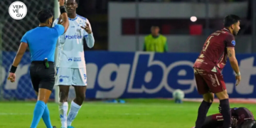 Cruzeiro dá adeus a Sul-americana com vexame