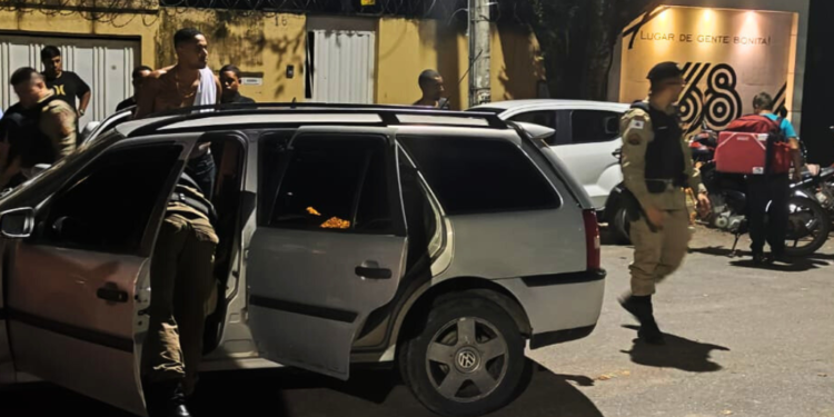 PM fecha o cerco a ‘rolezinhos’ e apreende mais de 50 veículos em Valadares