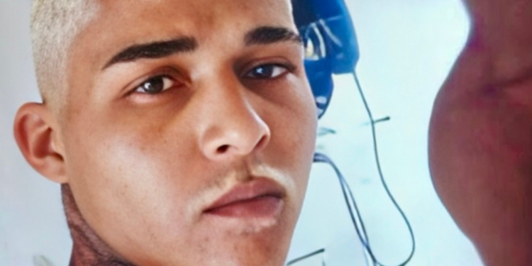 Homem é morto a tiros em Tumiritinga MG