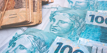 Salário mínimo sobe para R$ 1.518 em 2025