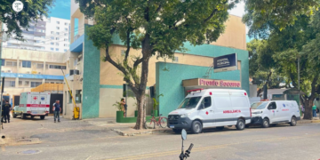 Menino de 12 anos é baleado dentro de casa em Valadares