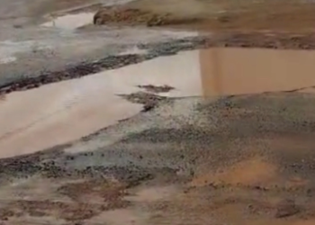 Moradores denunciam abandono de avenida no Vitória em GV