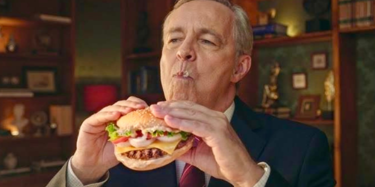 Burger King dará sanduíche de graça para advogados