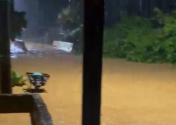 Chuva causa destruição na zona rural de Valadares