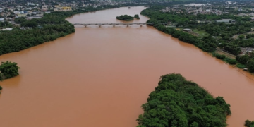 Nível do Rio Doce apresenta tendência de queda em Valadares