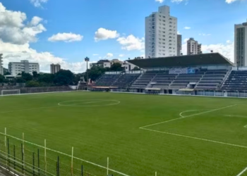 Democrata GV inicia venda de ingressos para estreia no Mineiro