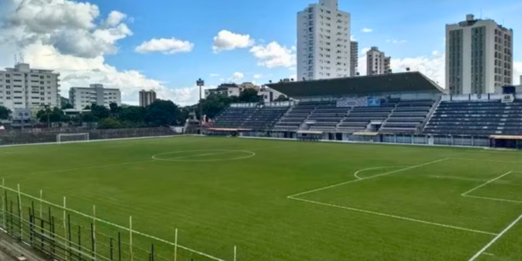 Democrata GV inicia venda de ingressos para estreia no Mineiro