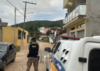 Jovem é morto após cuspir no rosto de cobrador do tráfico