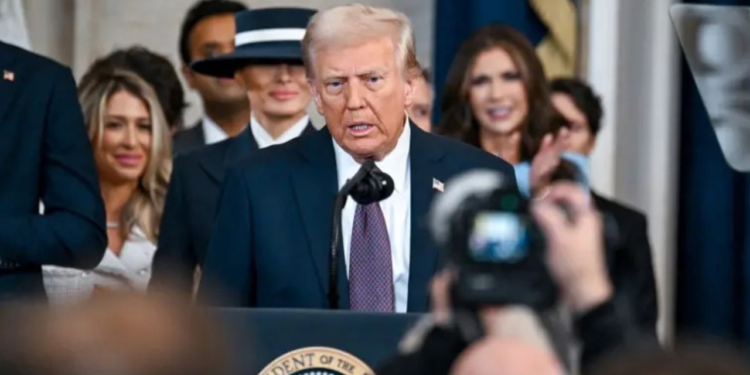 Trump encerra discurso prometendo uma nova “era de ouro” para os EUA