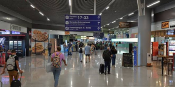 Problema técnico cancela voo com deportados dos EUA para BH