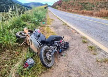 Casal morre em acidente na BR-262, em Martins Soares MG