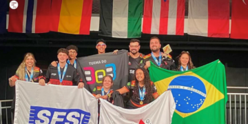Equipe de robótica de Valadares se destaca em competição nos EUA