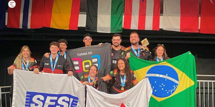 Equipe de robótica de Valadares se destaca em competição nos EUA