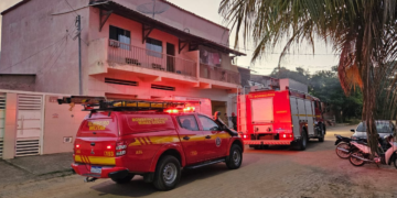 Incêndio destrói marcenaria bairro JK 1, em Valadares