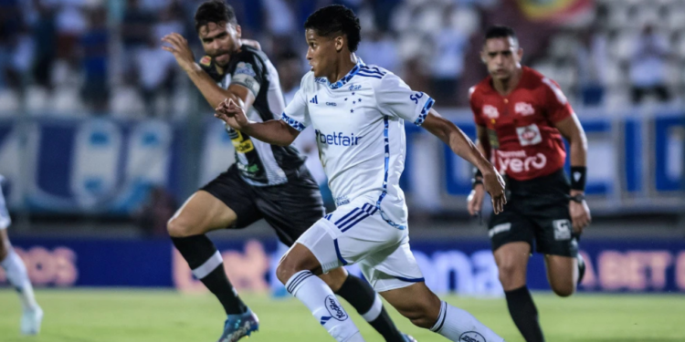 Democrata-GV vence Cruzeiro e garante permanência na elite do Mineiro