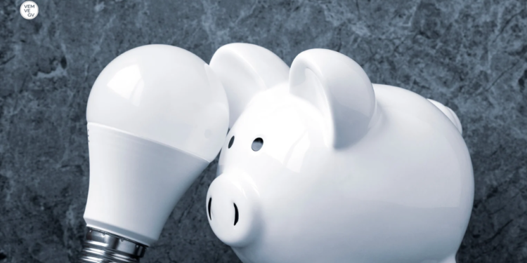 Conta de luz seguirá mais cara em julho com manutenção da bandeira vermelha