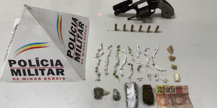 Jovem é preso com arma, drogas e munições em Governador Valadares