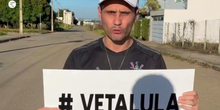 Cleitinho pede que Lula vete projeto que aumenta número de deputados