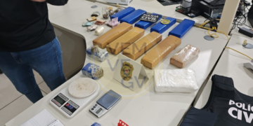 Operação da Polícia Civil e Militar prende suspeitos e apreende grande quantidade de drogas em Valadares
