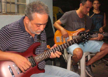 Câmara de Valadares homenageia Instituto Psia pelos 15 anos de incentivo à cultura e literatura