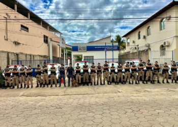 Operação policial em Resplendor resulta em prisões e apreensão de drogas e munições