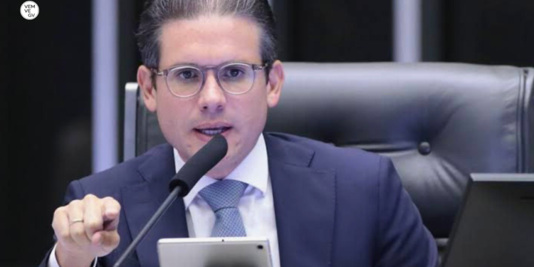 Motta nega acordo com oposição para destravar votações na Câmara