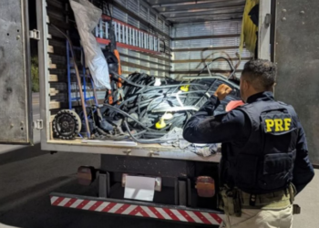 PRF prende quadrilha que furtou cabos de energia em Ipatinga MG