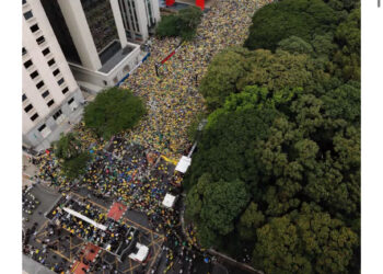 Ato de Bolsonaro na Paulista reúne cerca de 45 mil pessoas, aponta pesquisa da USP