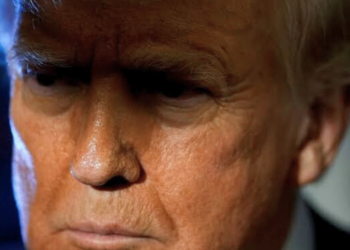 Bolsas despencam após tarifaço de Trump e Brasil entra na onda