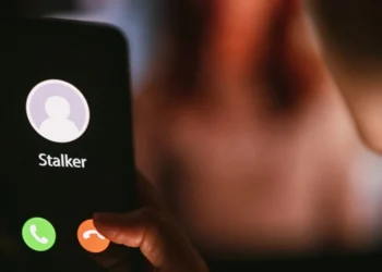 Foragido por stalking é preso em Valadares