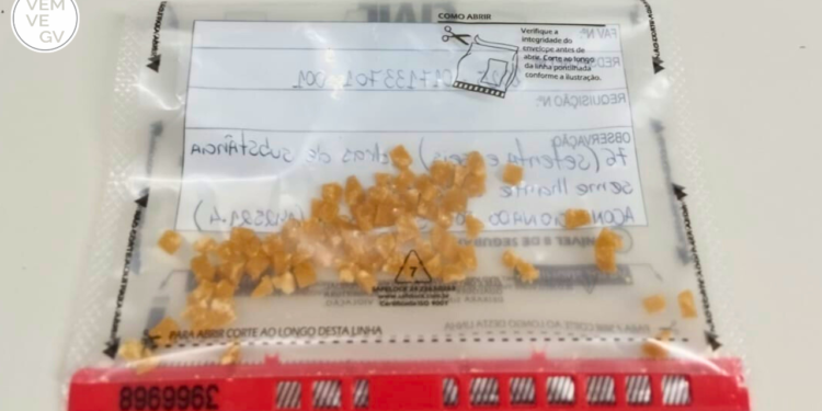 Homem é preso com 76 pedras de crack no Vila Rica, em Valadares