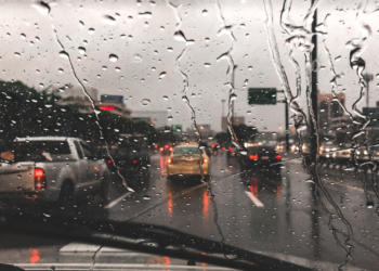 Inmet emite alerta de chuvas intensas para 99 cidades do Leste de Minas