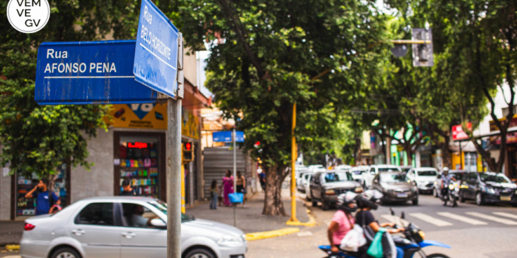 Chega de vazamento! Rua Afonso Pena em GV, terá 120 dias de obras para trocar tubulação antiga