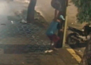 Dupla é flagrada furtando fiação no Centro de Governador Valadares