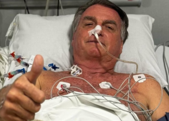 Bolsonaro insiste em candidatura para 2026 e diz que povo rejeita outro nome da direita