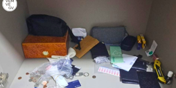 Ladrão rouba armas, joias e 22 mil dólares em casa, no Sítio das Flores, em Valadares