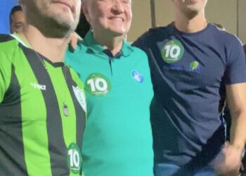 Alianças em lançamento de pré-candidatura de Renato Fraga surpreende.