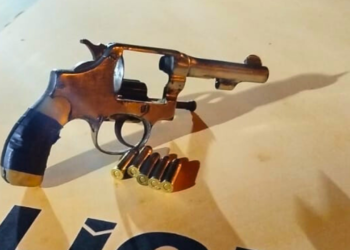 Homem é preso por posse ilegal de arma em Santa Maria do Suaçuí MG