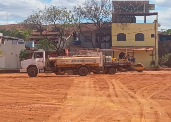 Praças de três bairros passam por revitalização em Valadares